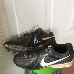 Nike softball cleats